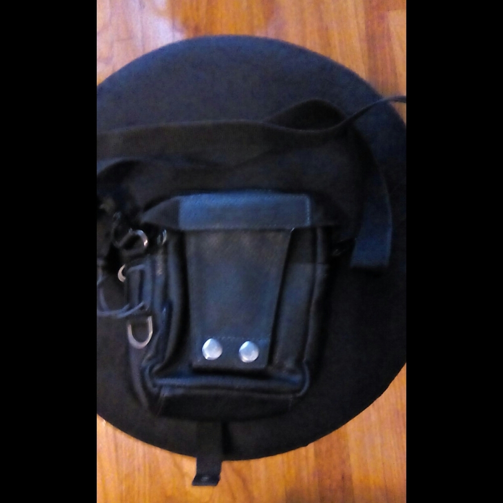 Purse - Picture 2 of 3
